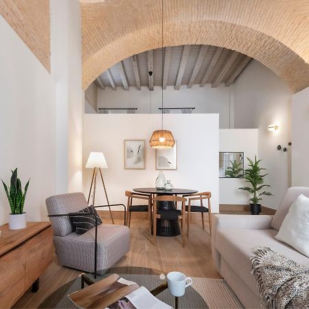 Magno Apartments Almansa Seville Exterior photo