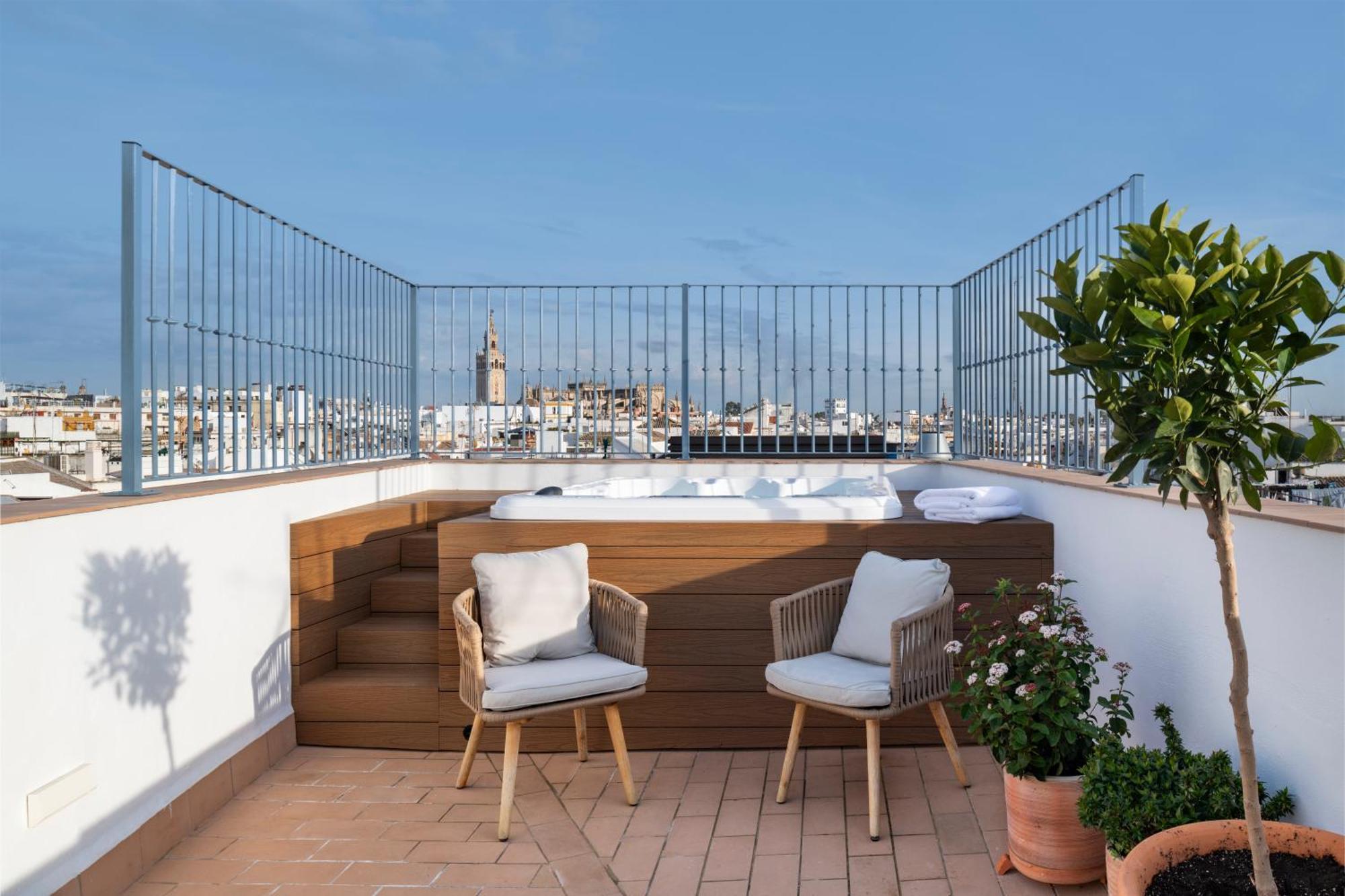 Magno Apartments Almansa Seville Exterior photo